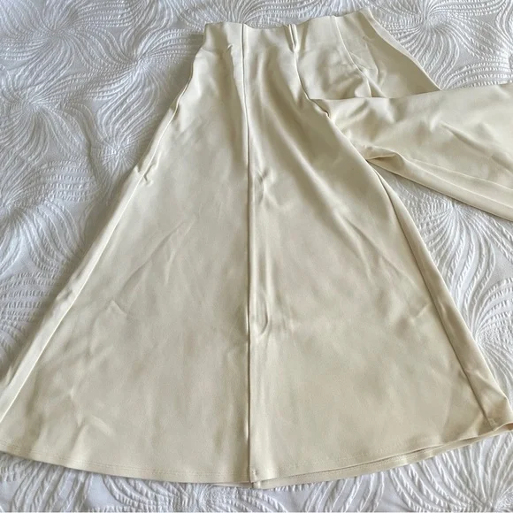 The Row Ulta Wide Leg Ankle Length Pants Small​